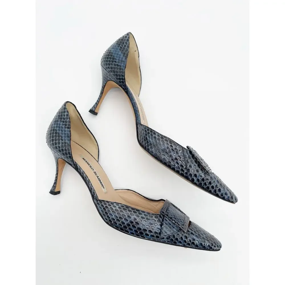Manolo Blahnik Vintage Blue Python Snakeskin Buckle Pointed Toe Heels IT 39.5